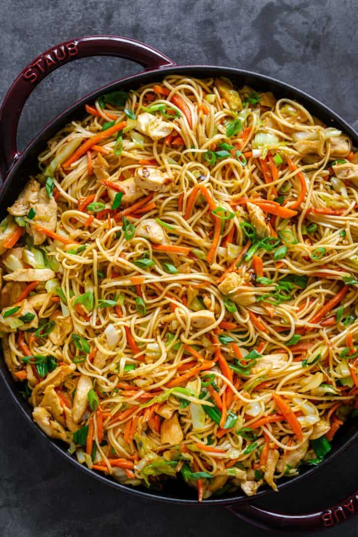 Chicken Chow Mein with Vegetables